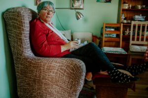 Buying a Lift Chair? Avoid These 7 Common Mistakes | THE LIVE YOUNG