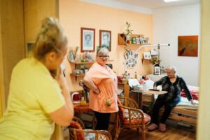 How Lift Chairs Improve Blood Circulation and Leg Comfort | THE LIVE YOUNG