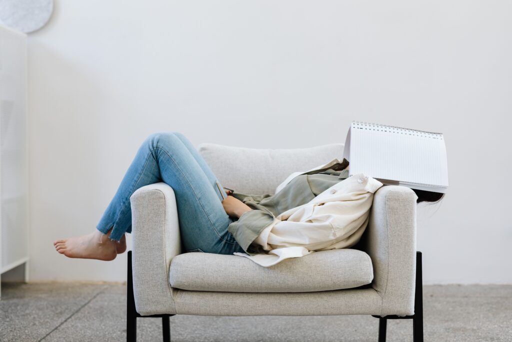 9 Lift Chair Buying Mistakes to Avoid Before You Buy | THE LIVE YOUNG